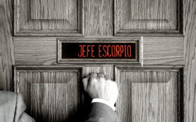 CÓMO ES EL JEFE ESCORPIO