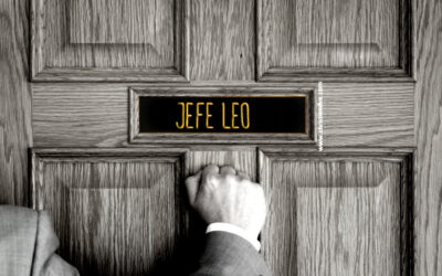 CÓMO ES EL JEFE LEO